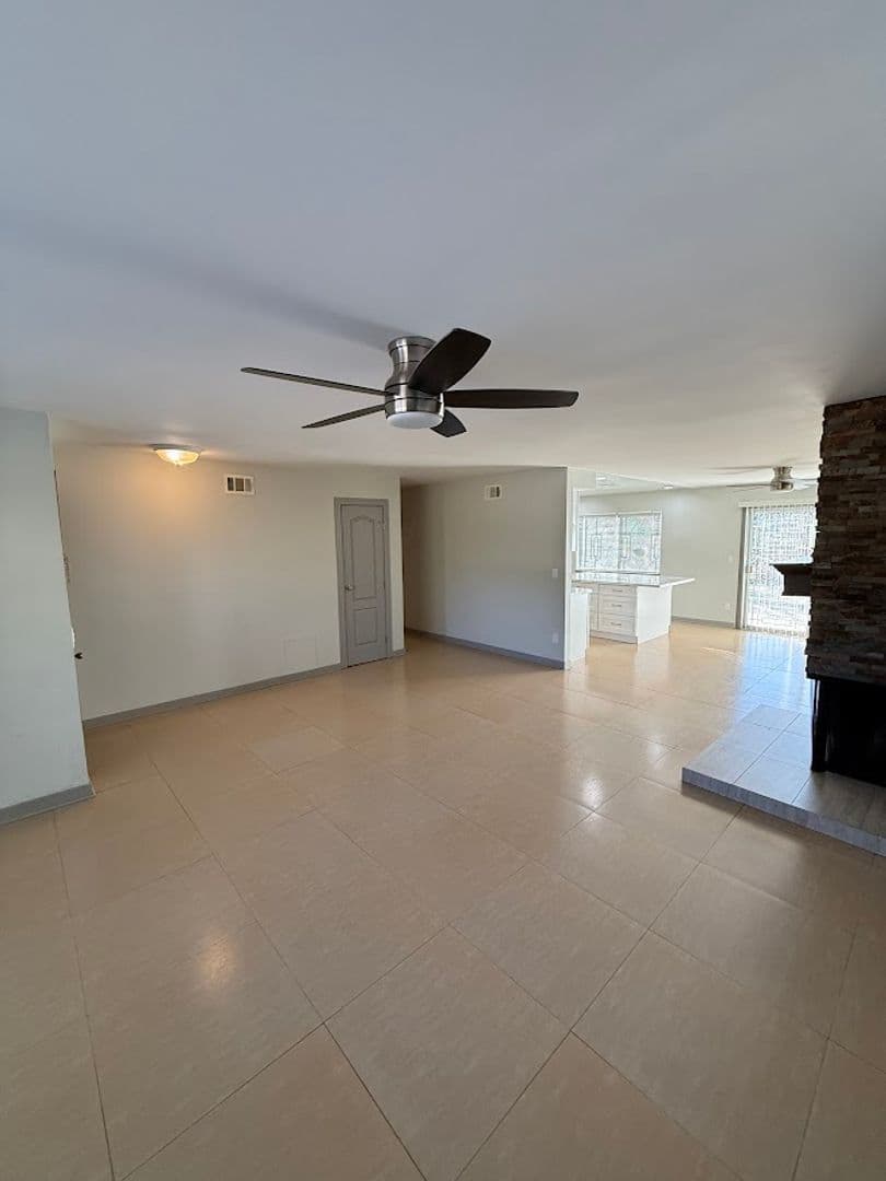 Granada Hills House: 11725 Monogram Avenue