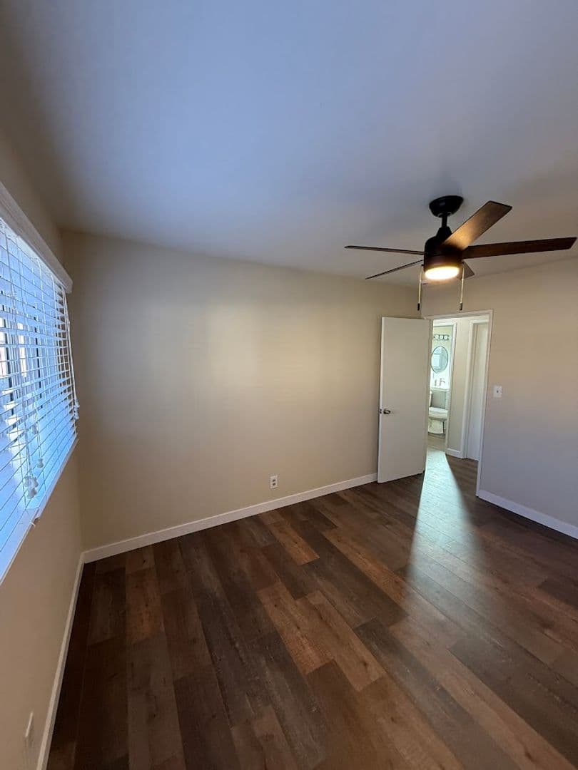 Sylmar House: 14778 Polk St.