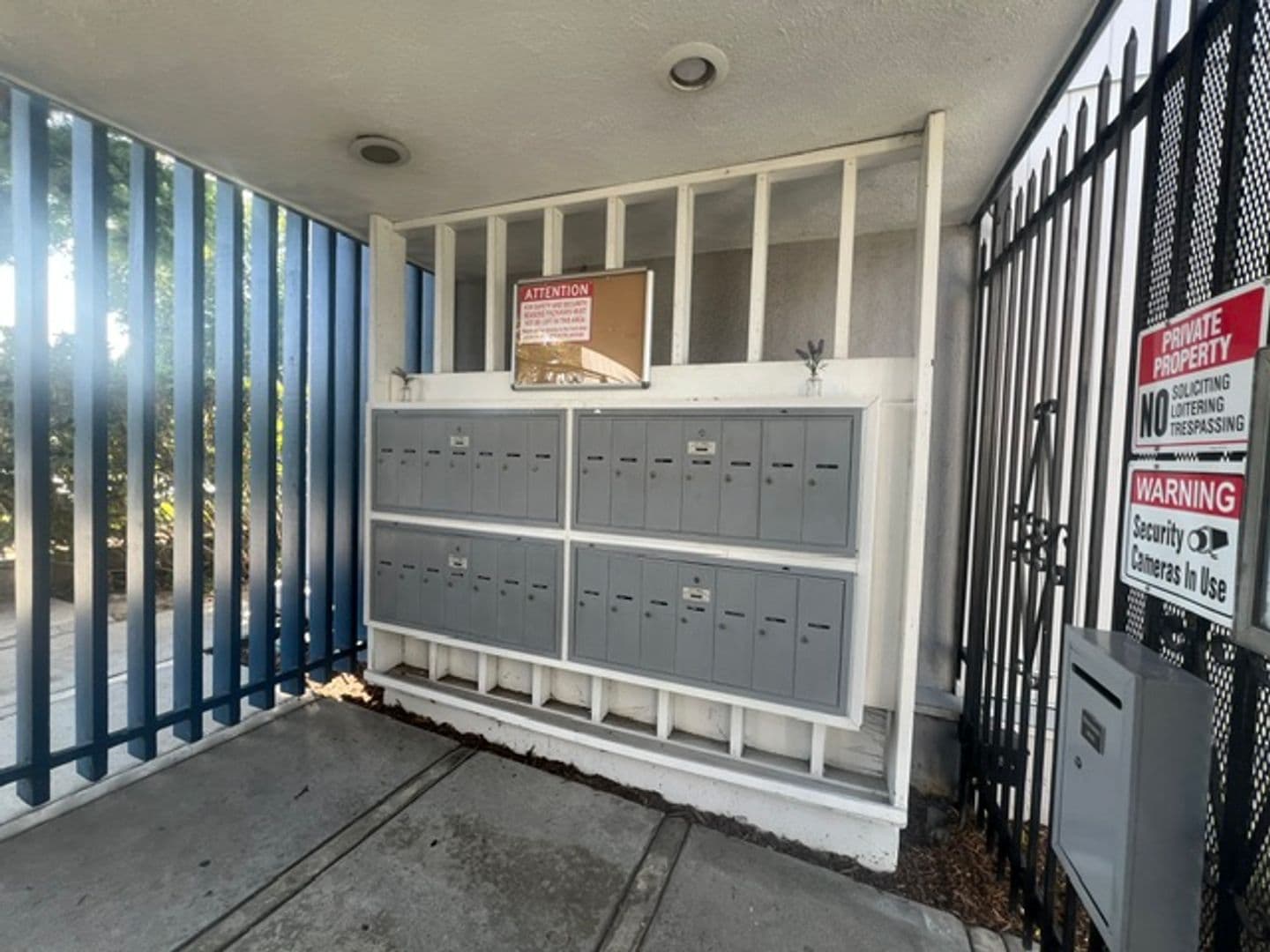 North Hollywood Condo: 6301 Coldwater Canyon Blvd. Unit 22