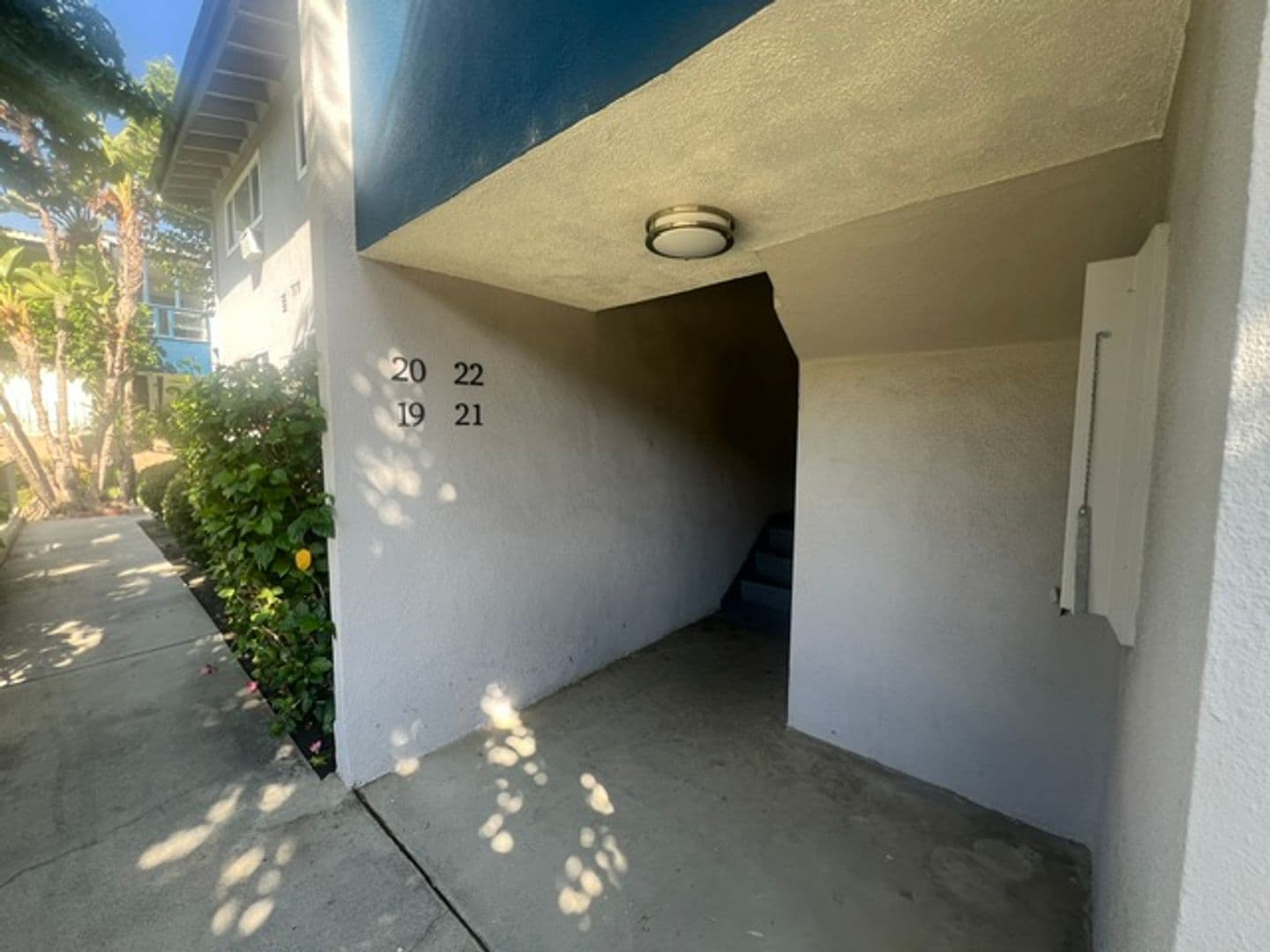 North Hollywood Condo: 6301 Coldwater Canyon Blvd. Unit 22