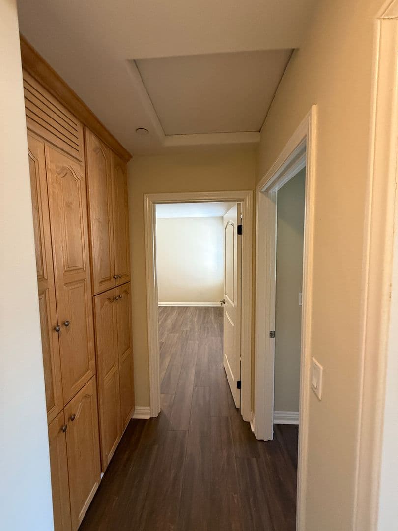 Granada Hills House: 17311 Chatsworth St