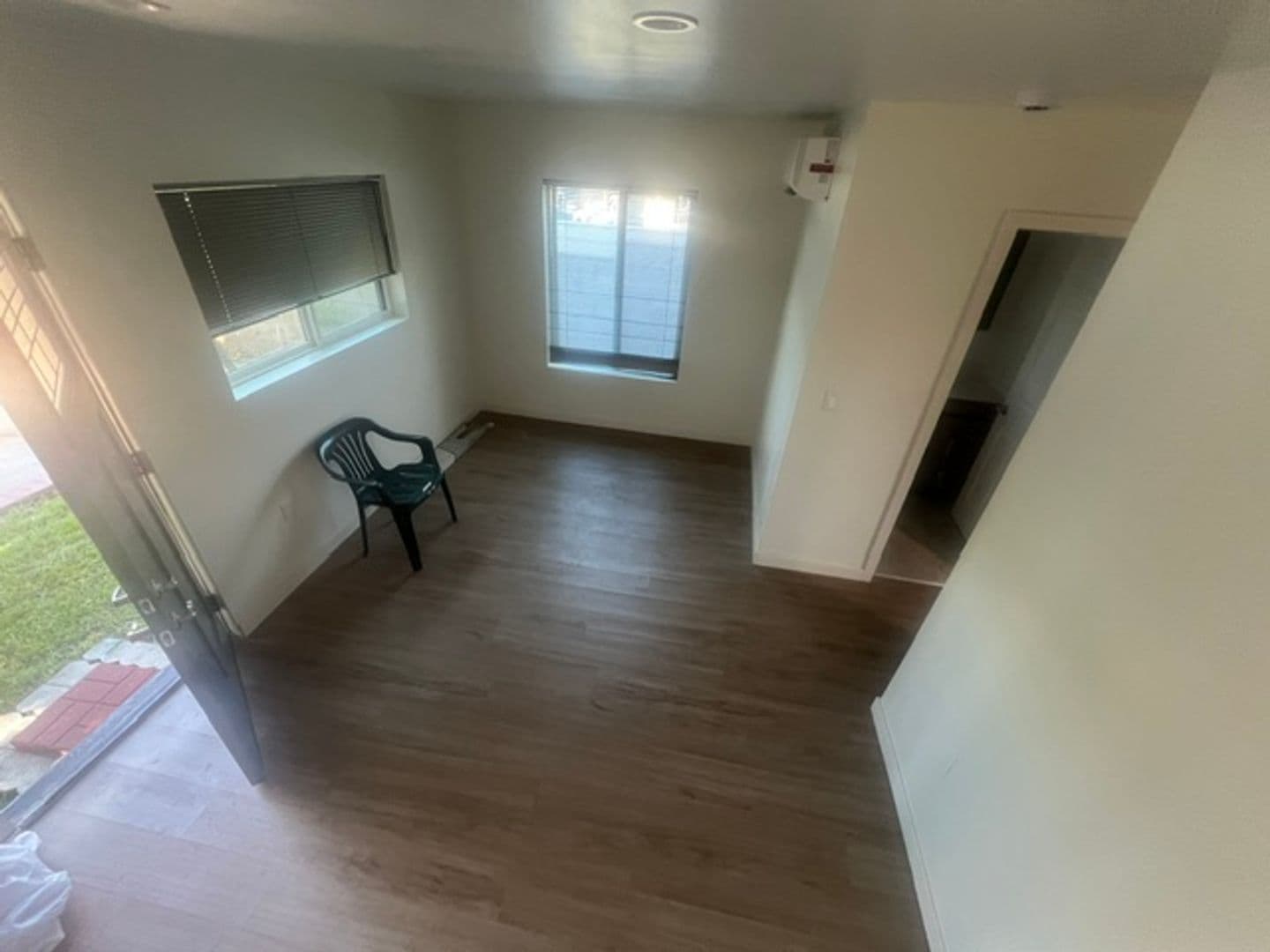 Granada Hills House: 11303 Paso Robles Avenue