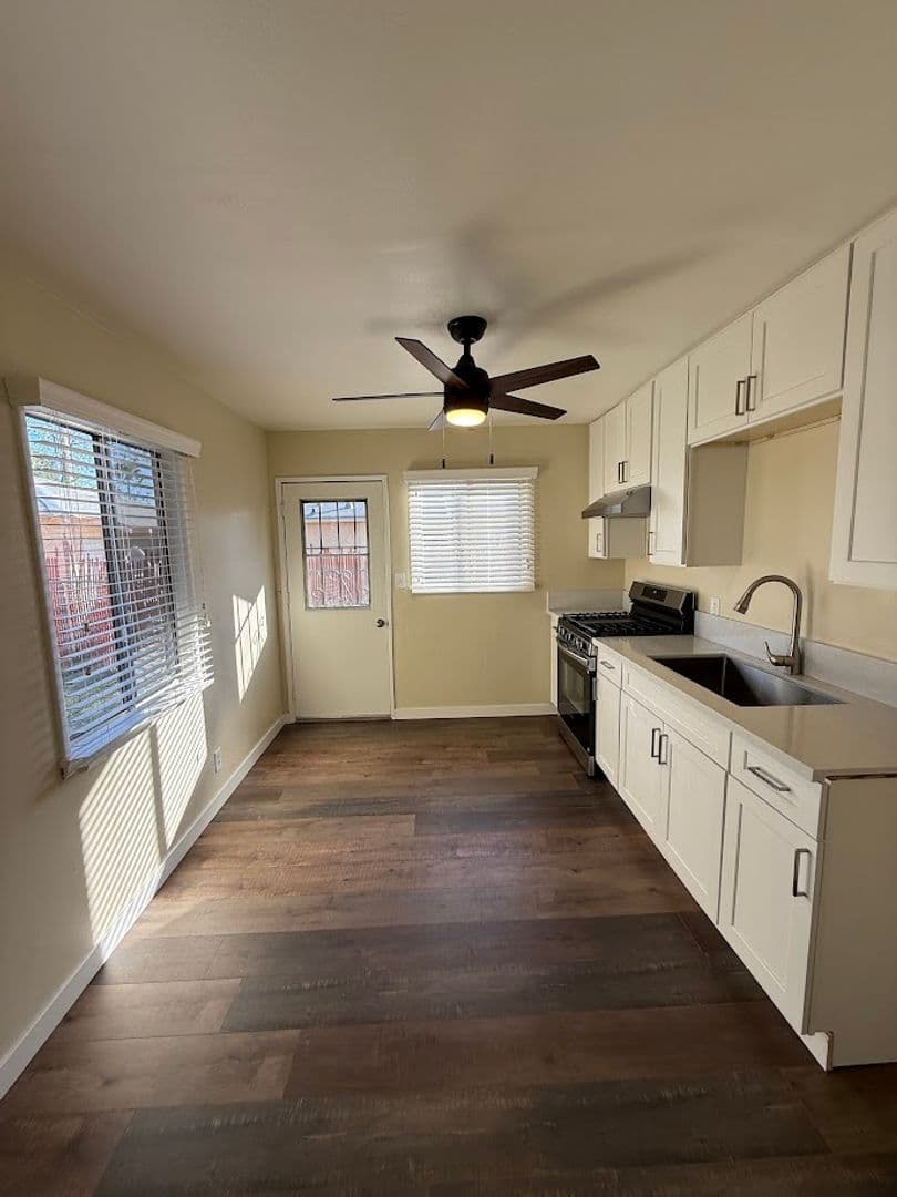 Sylmar House: 14778 Polk St.