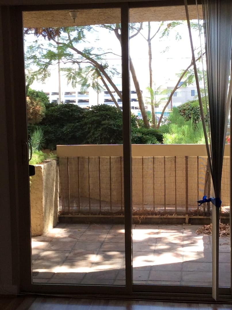 North Hollywood Condo: 5143 Bakman Ave. #102