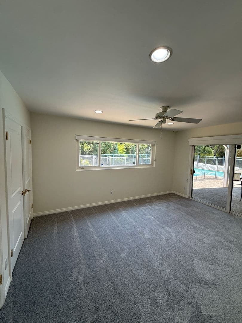 Tarzana House: 18836 La Amistad Pl