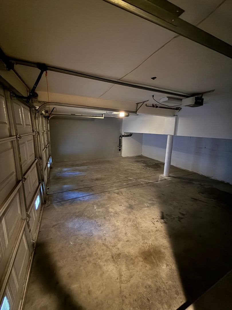 Granada Hills House: 17311 Chatsworth St