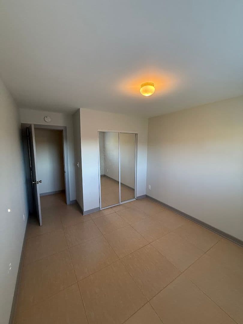 Granada Hills House: 11725 Monogram Avenue