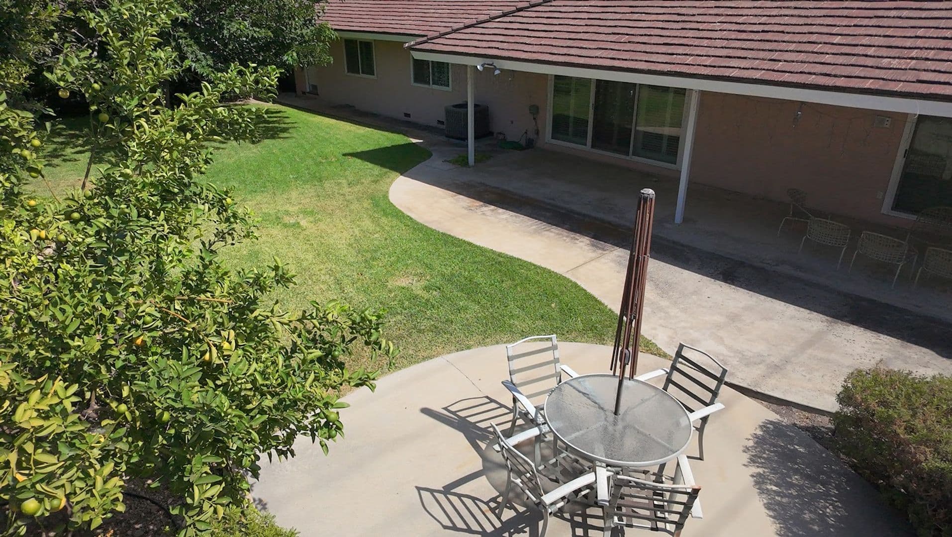 Northridge House: 19647 Merridy St.