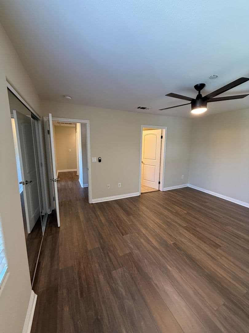 Granada Hills House: 17311 Chatsworth St