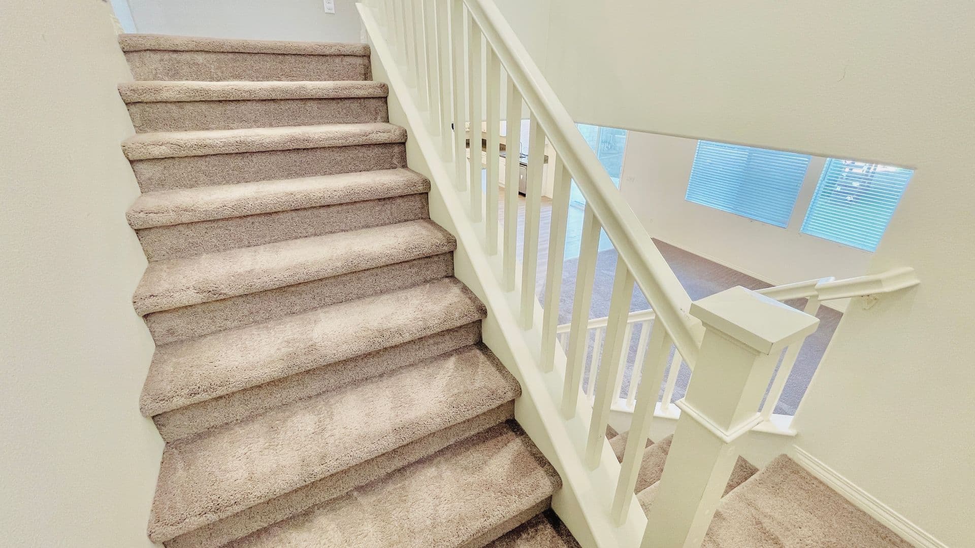 Jurupa Valley House: 11998 Santiam Ct