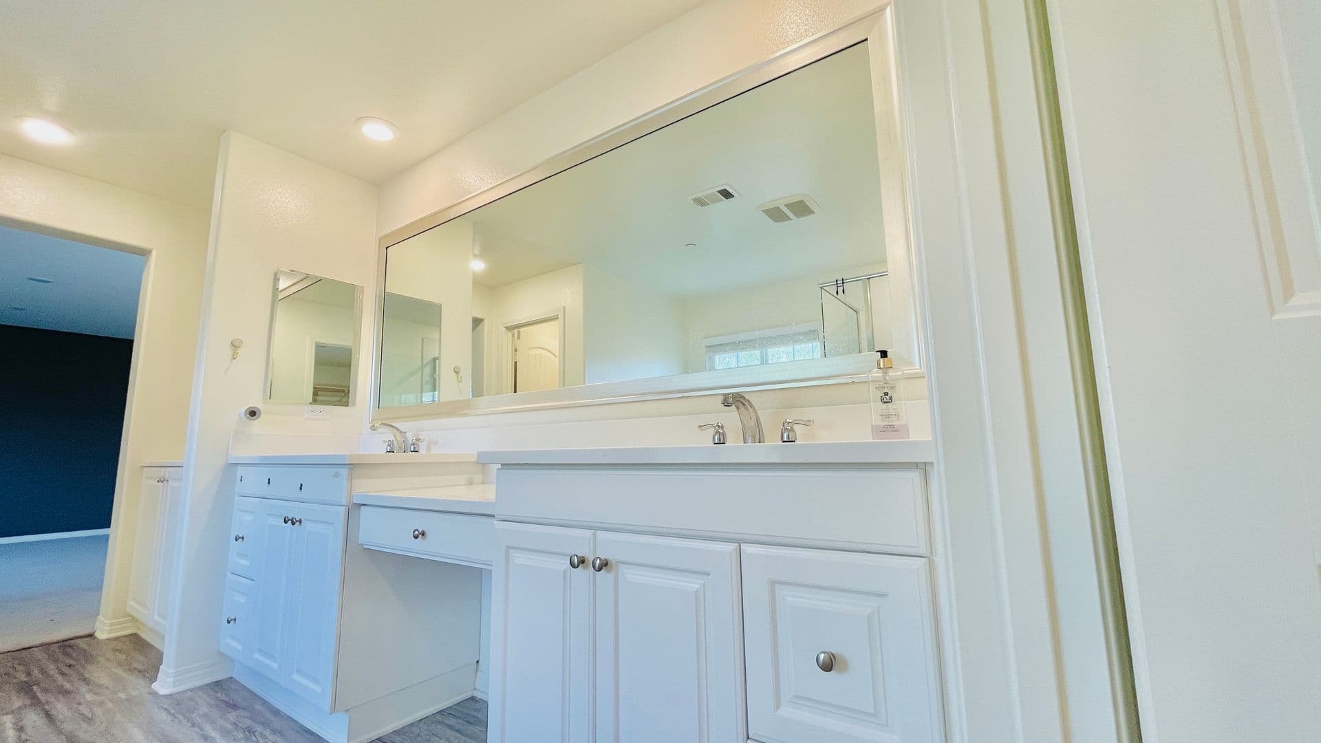 Jurupa Valley House: 11998 Santiam Ct