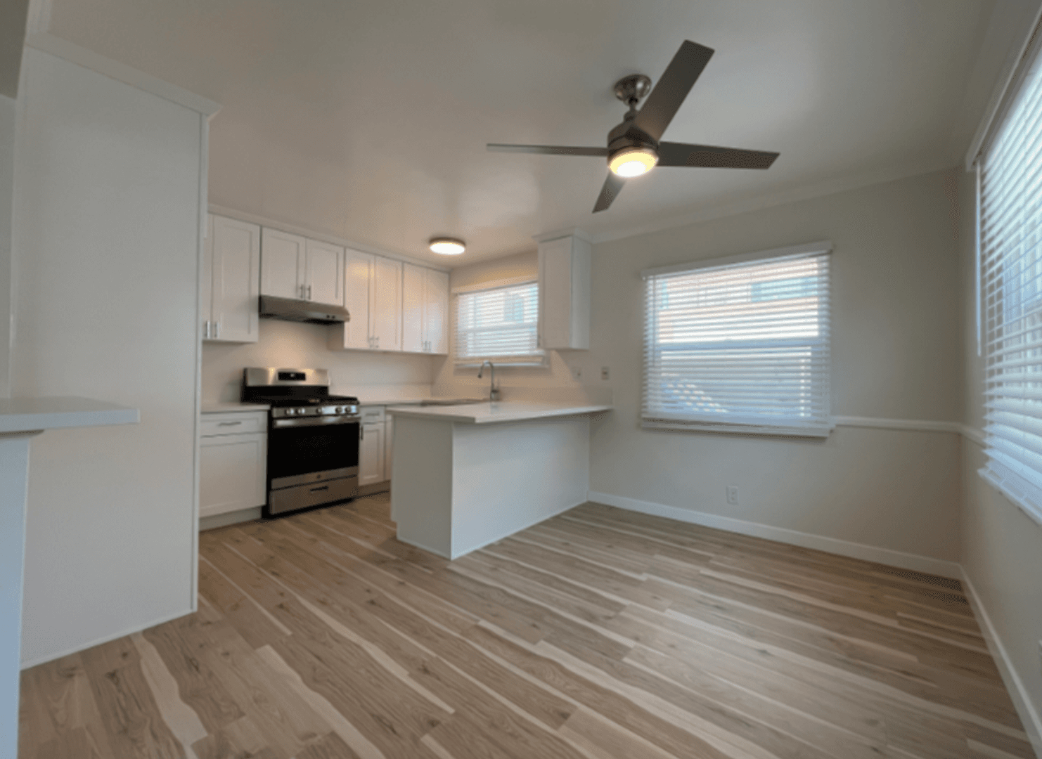 Valley Village Apartment: 4710 Vantage Ave
