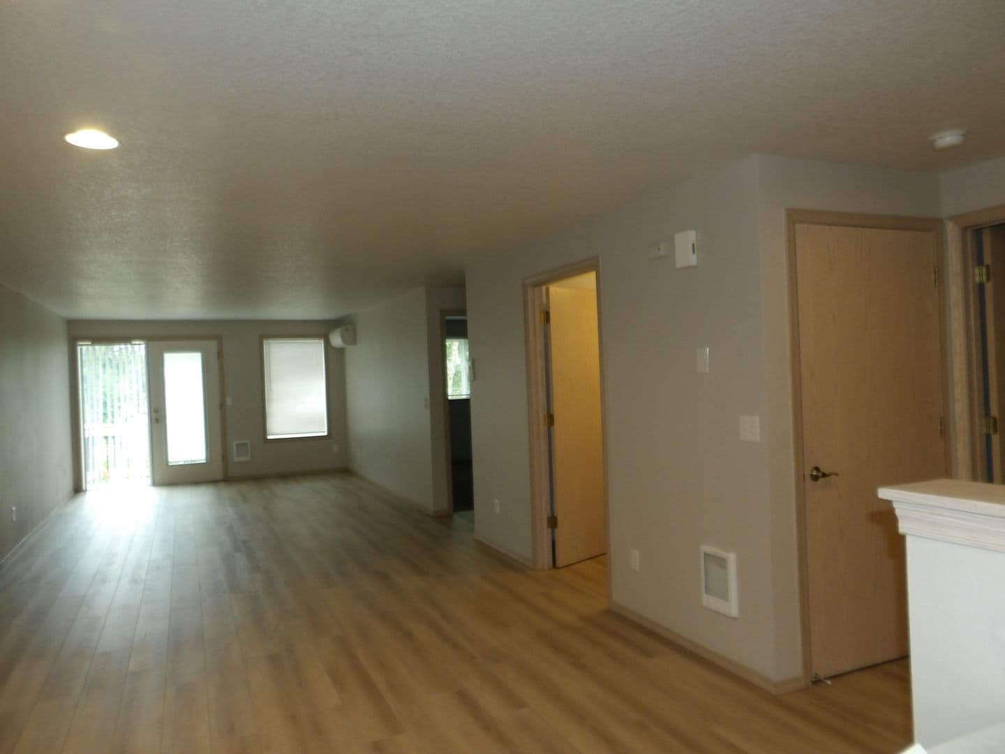 Ridgefield Apartment: 2019 NE 179th St