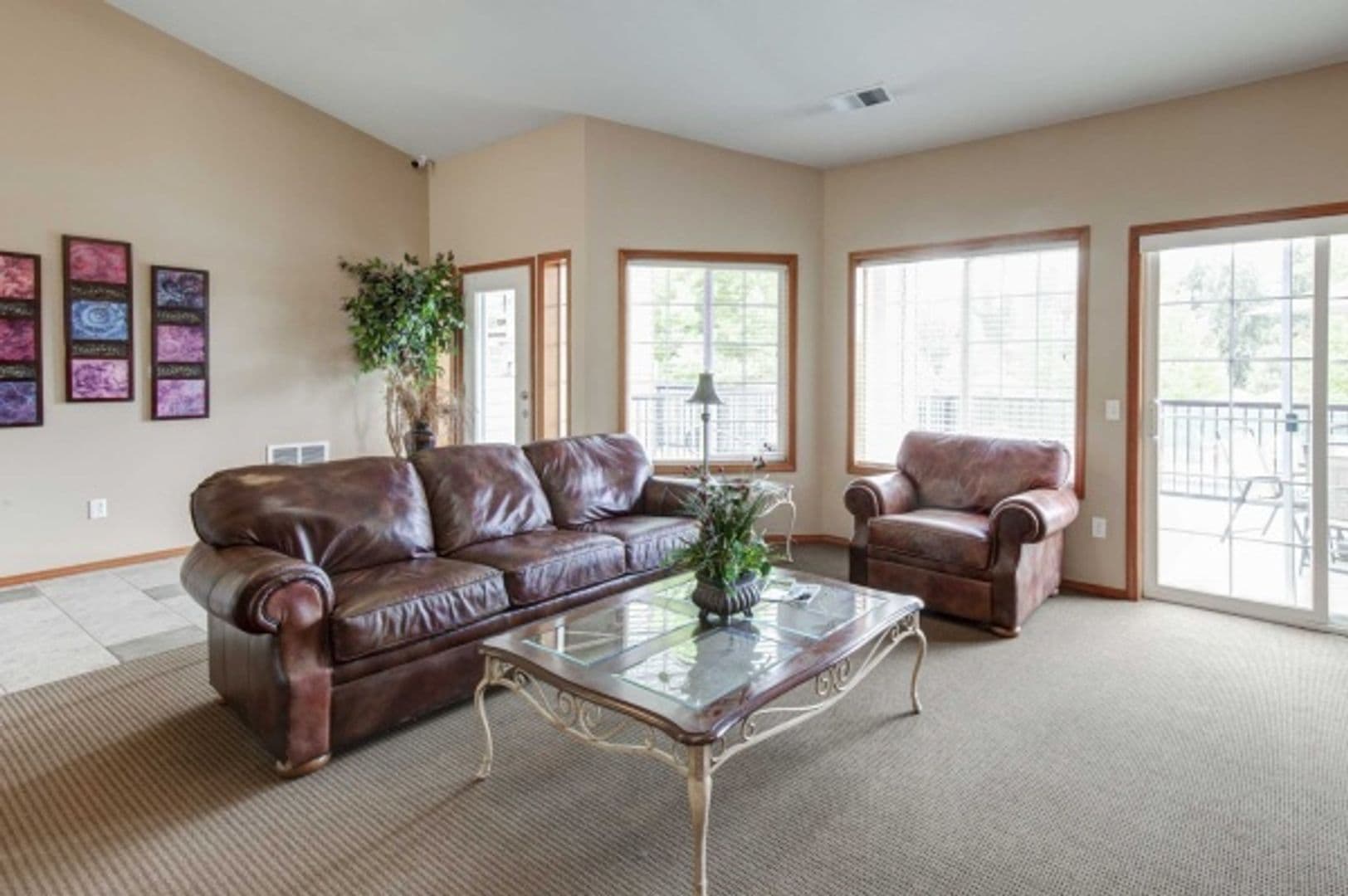 Ridgefield Apartment: 2019 NE 179th St