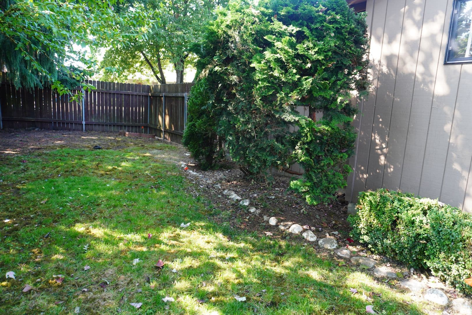 Vancouver House: 4631 NW Lincoln Ave