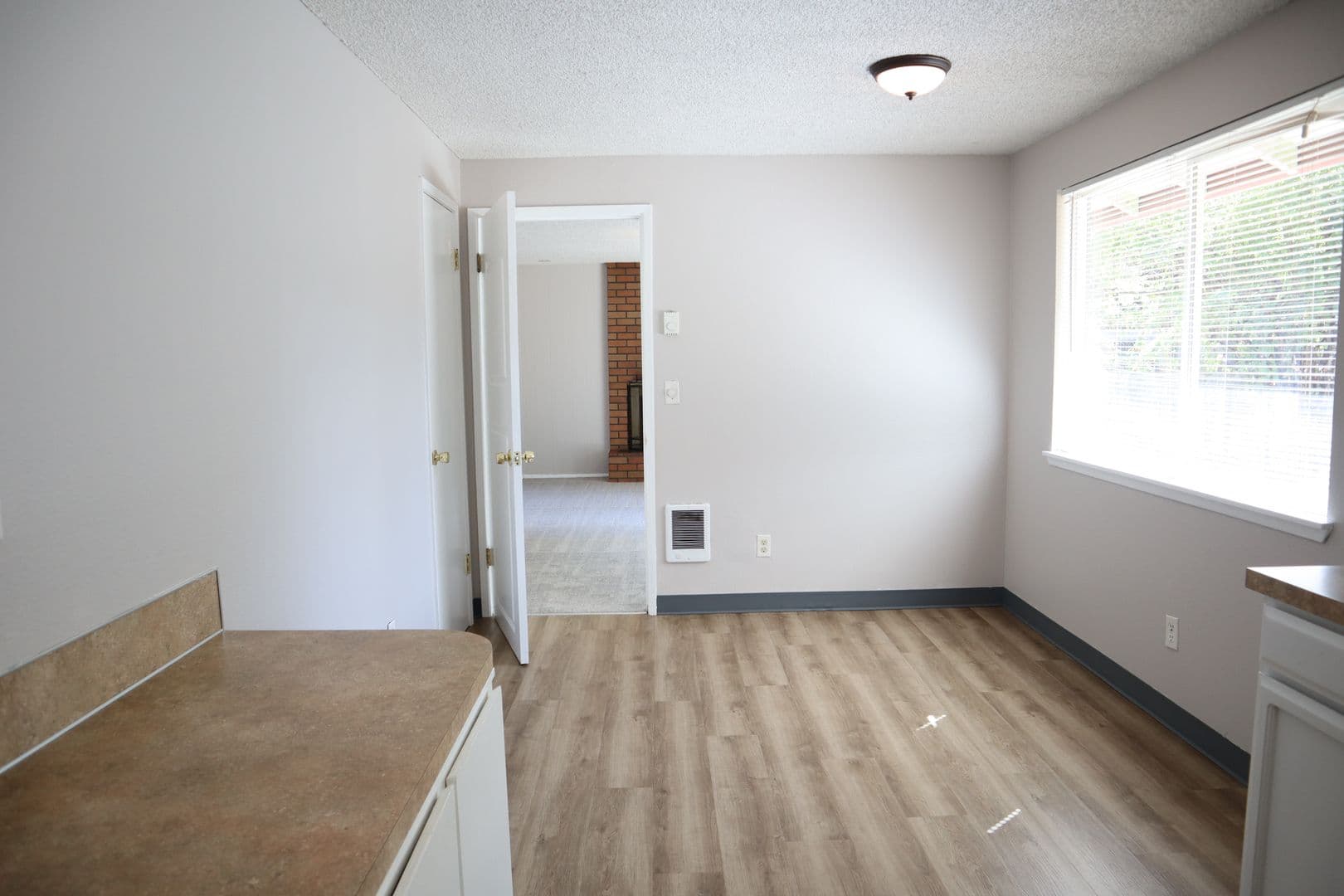 Vancouver House: 4518 NE 142nd Ave