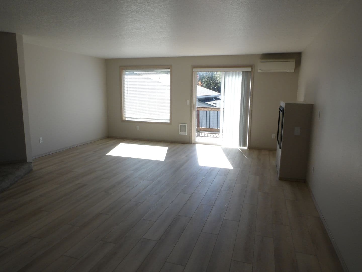 Ridgefield Apartment: 2019 NE 179th St