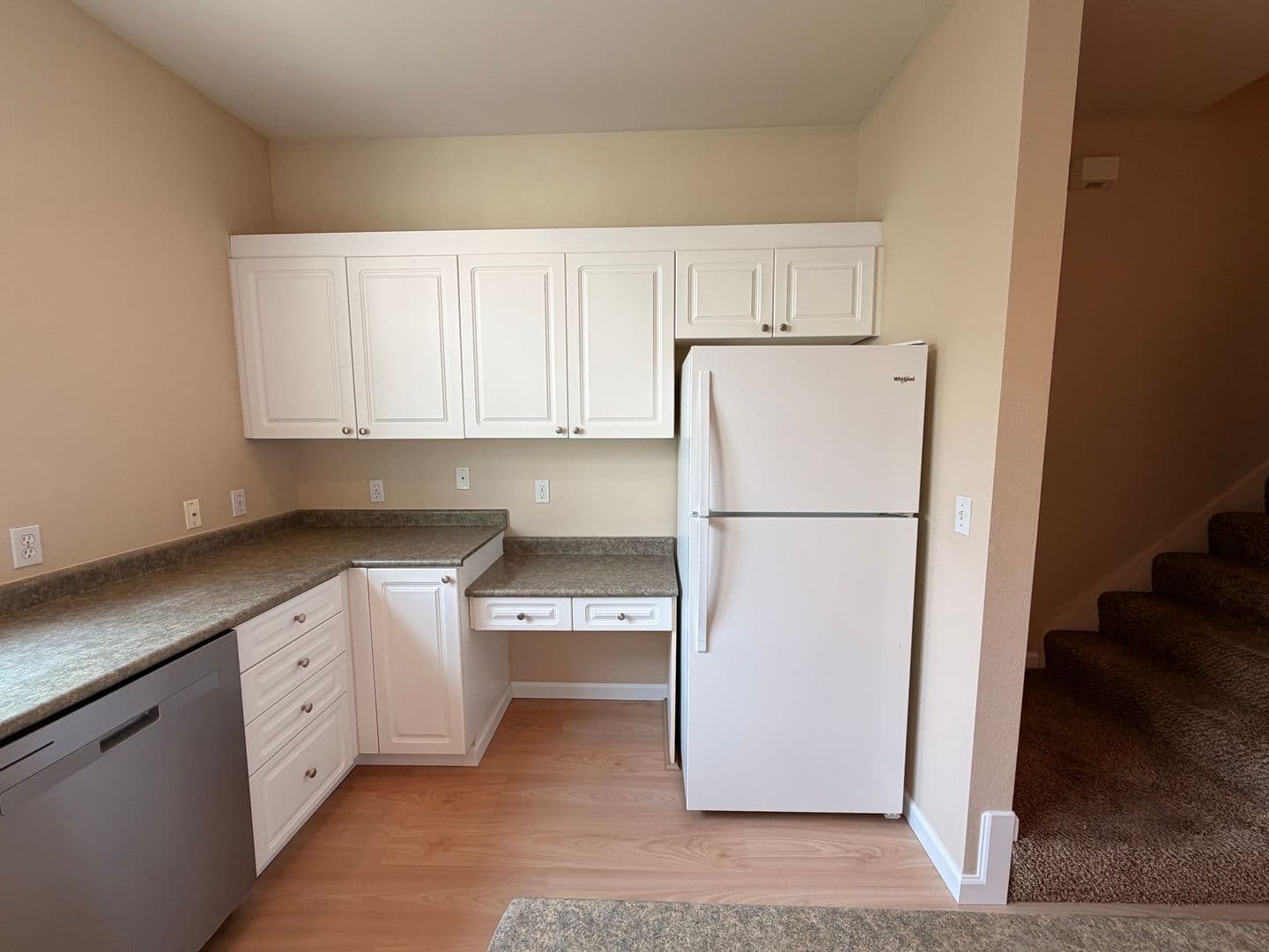 Vancouver House: 714 SE Fairwinds Lp