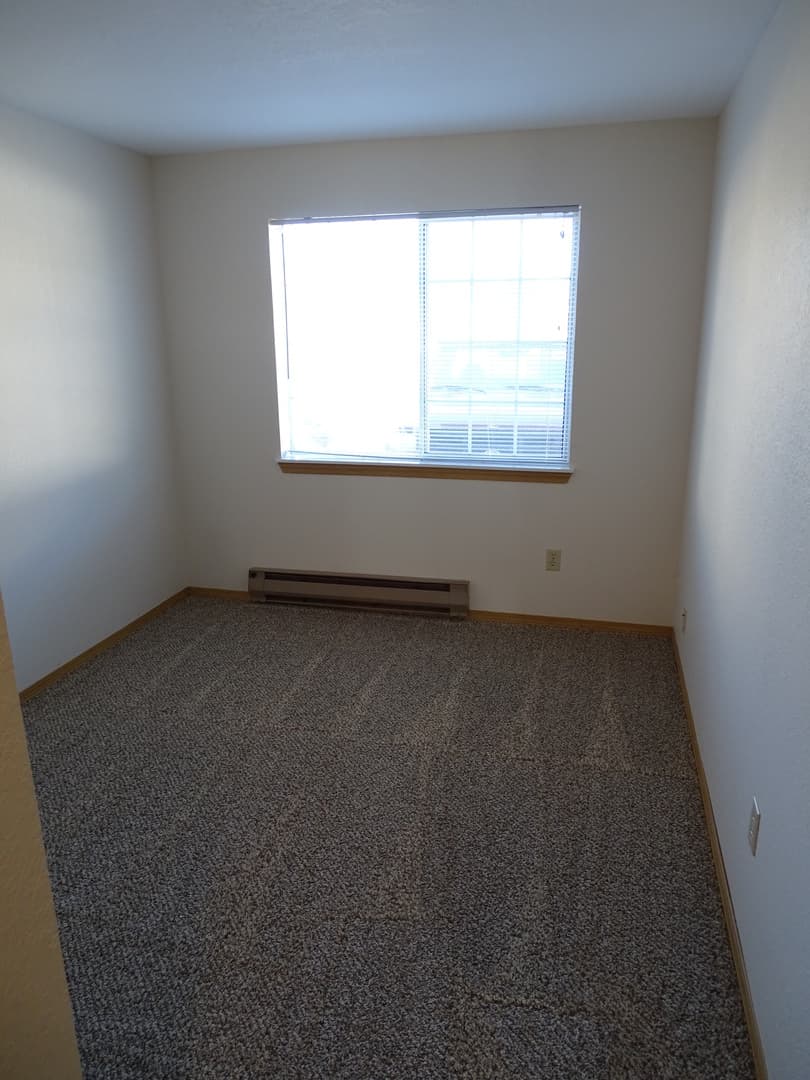 Battle Ground Apartment: 405 SW 1st ST