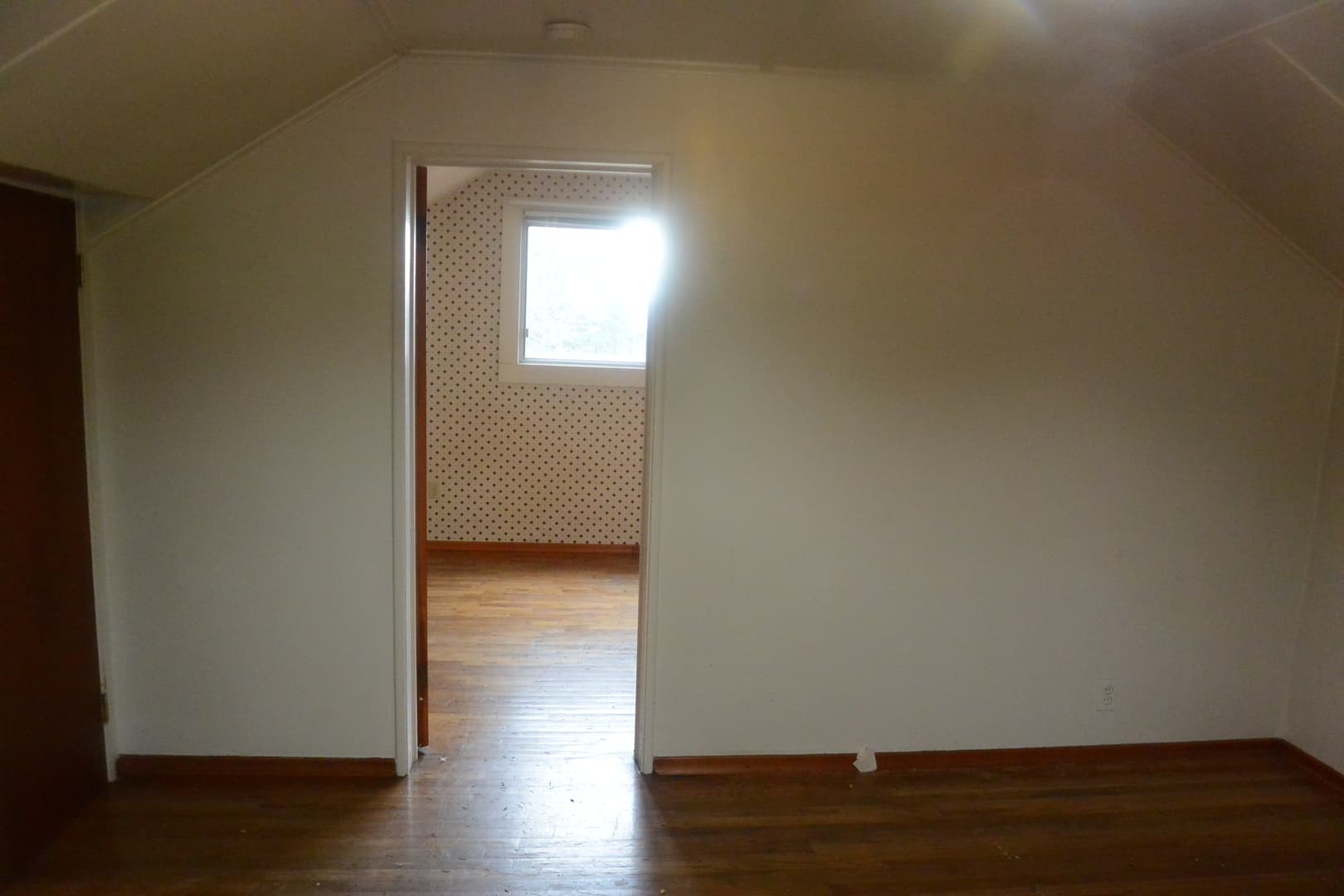 Vancouver Apartment: 401 E 28th St.