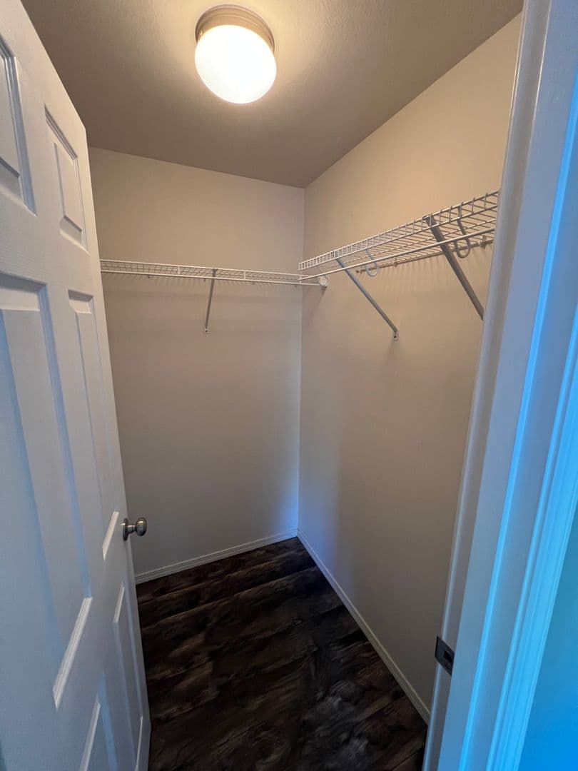 Vancouver House: 2715 NE 125th Ct
