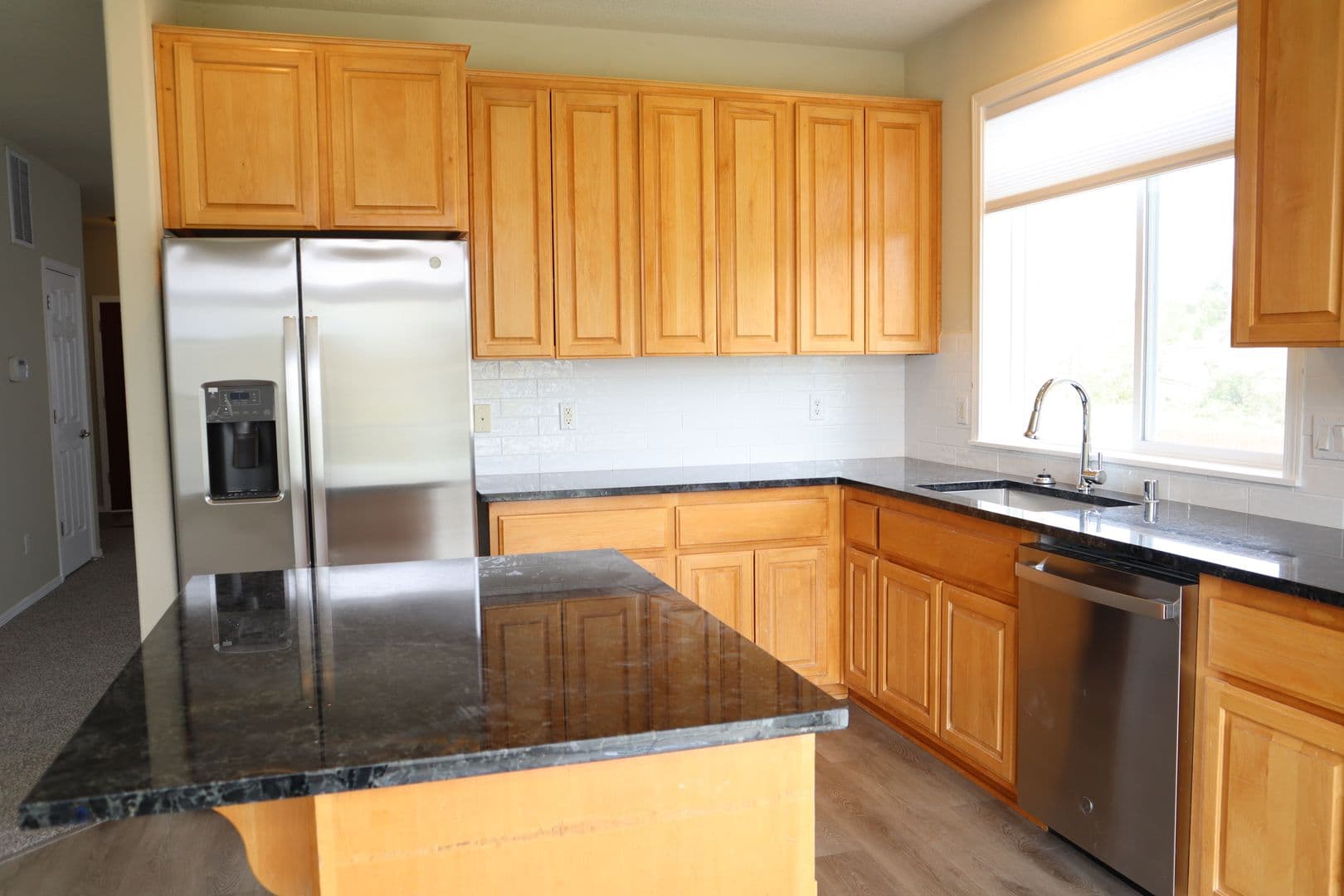 Vancouver House: 9507 NE 39th Ave