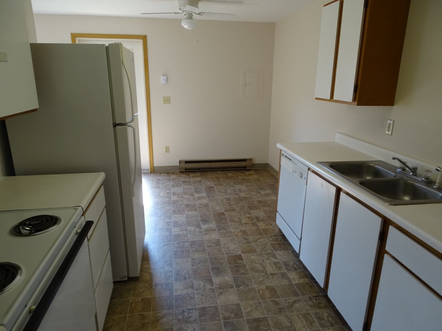 Battle Ground Apartment: 405 SW 1st ST