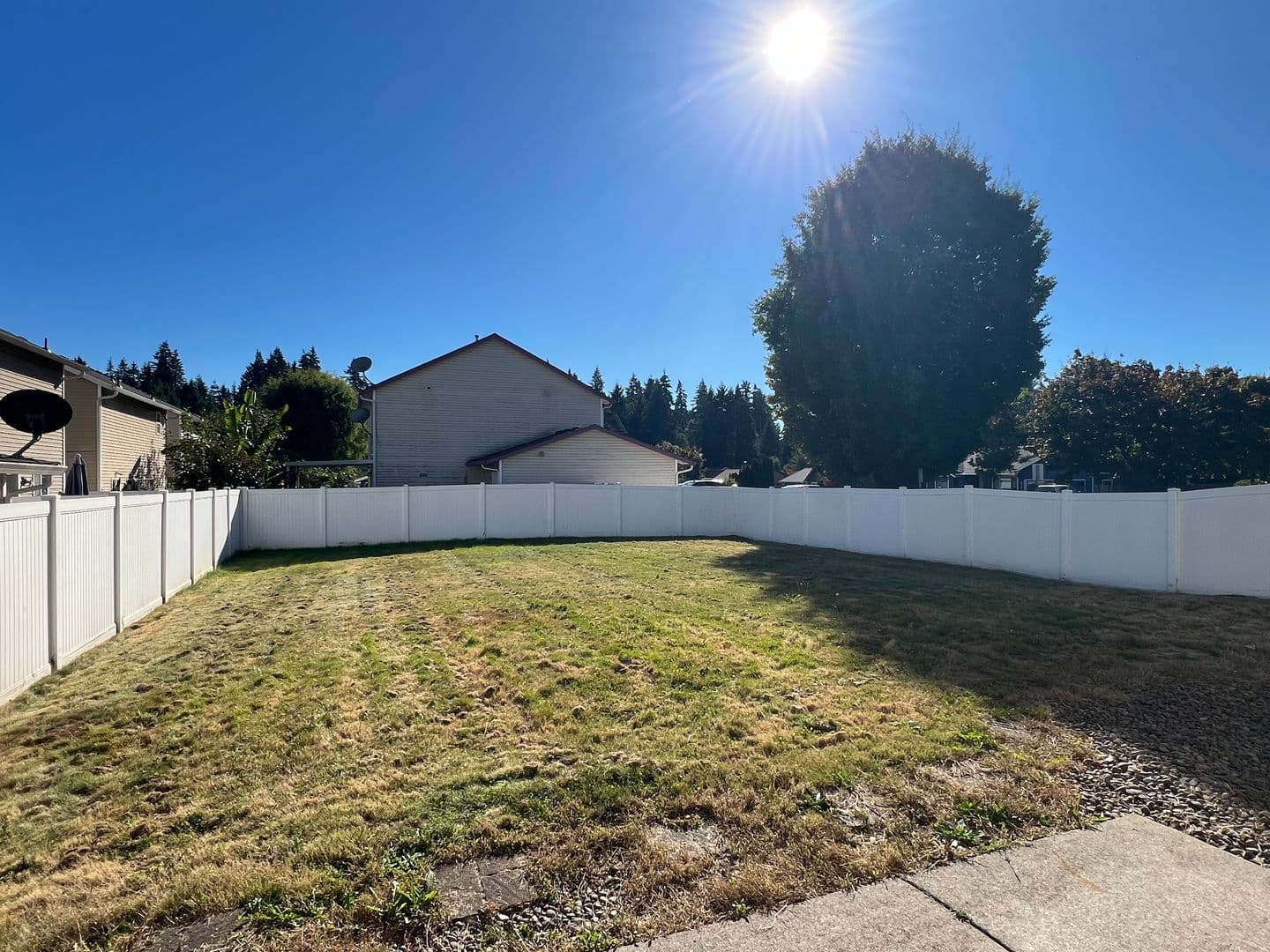 Vancouver House: 2715 NE 125th Ct