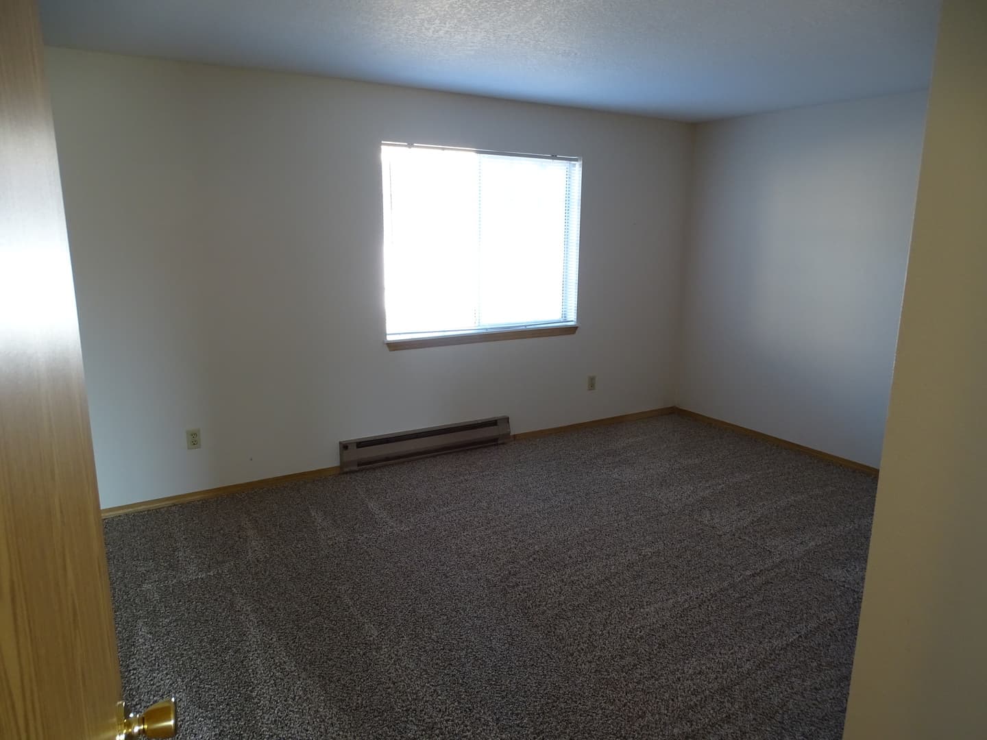 Battle Ground Apartment: 405 SW 1st ST