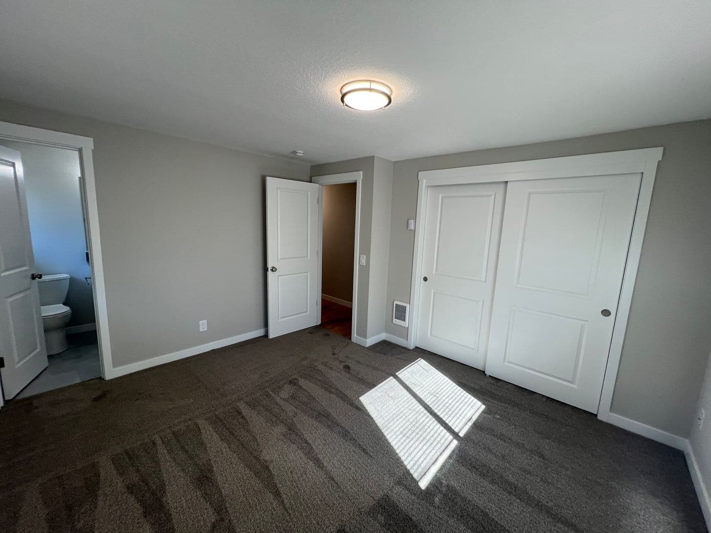 Vancouver House: 14520 NE 74th ST.