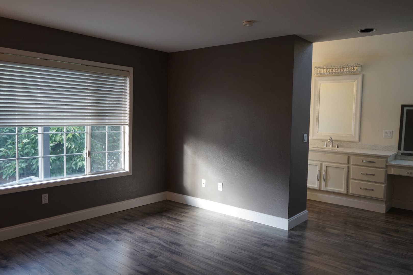 Vancouver House: 13617 SE 36th St