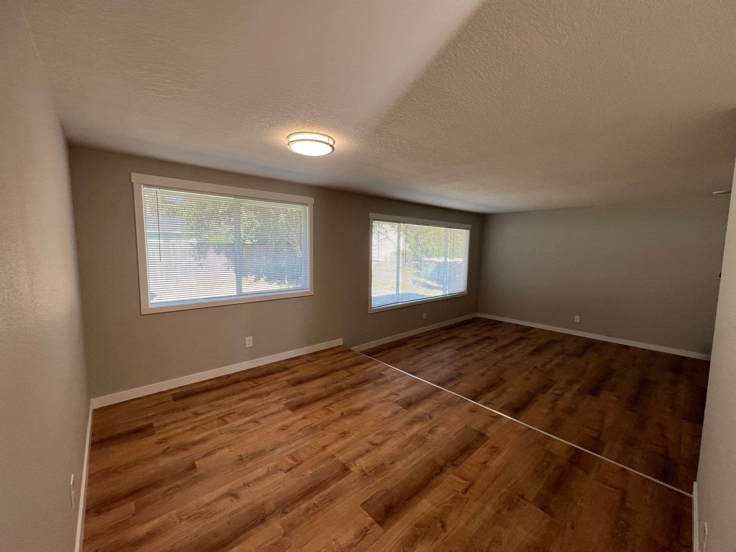 Vancouver House: 14520 NE 74th ST.