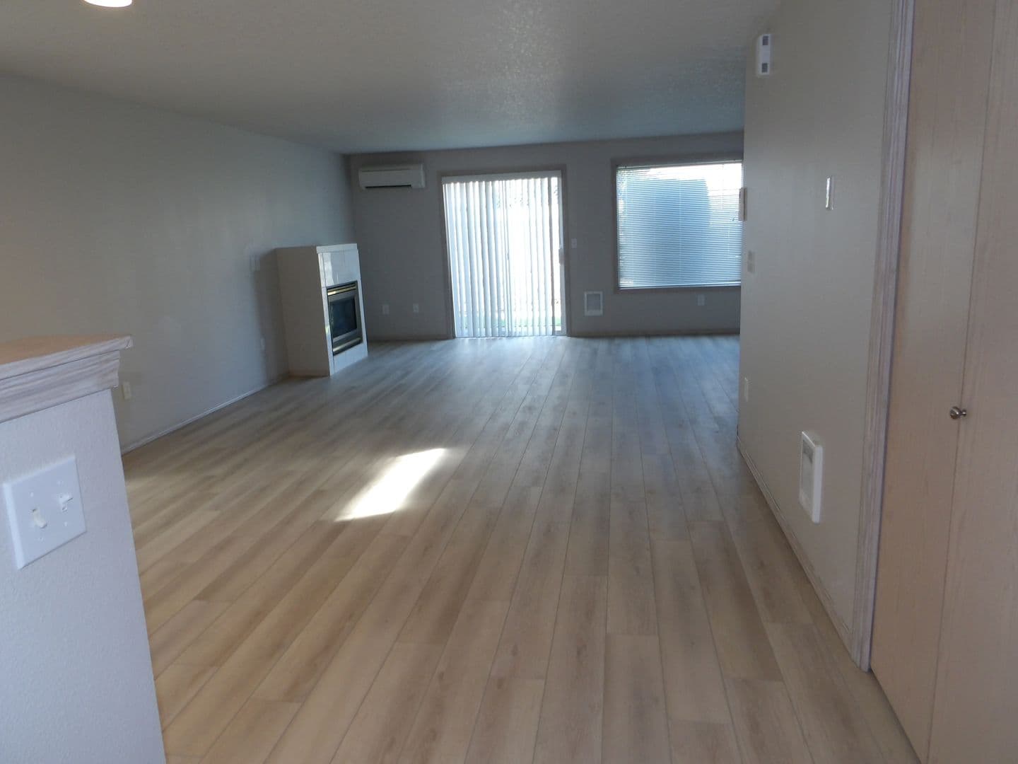 Ridgefield Apartment: 2019 NE 179th St