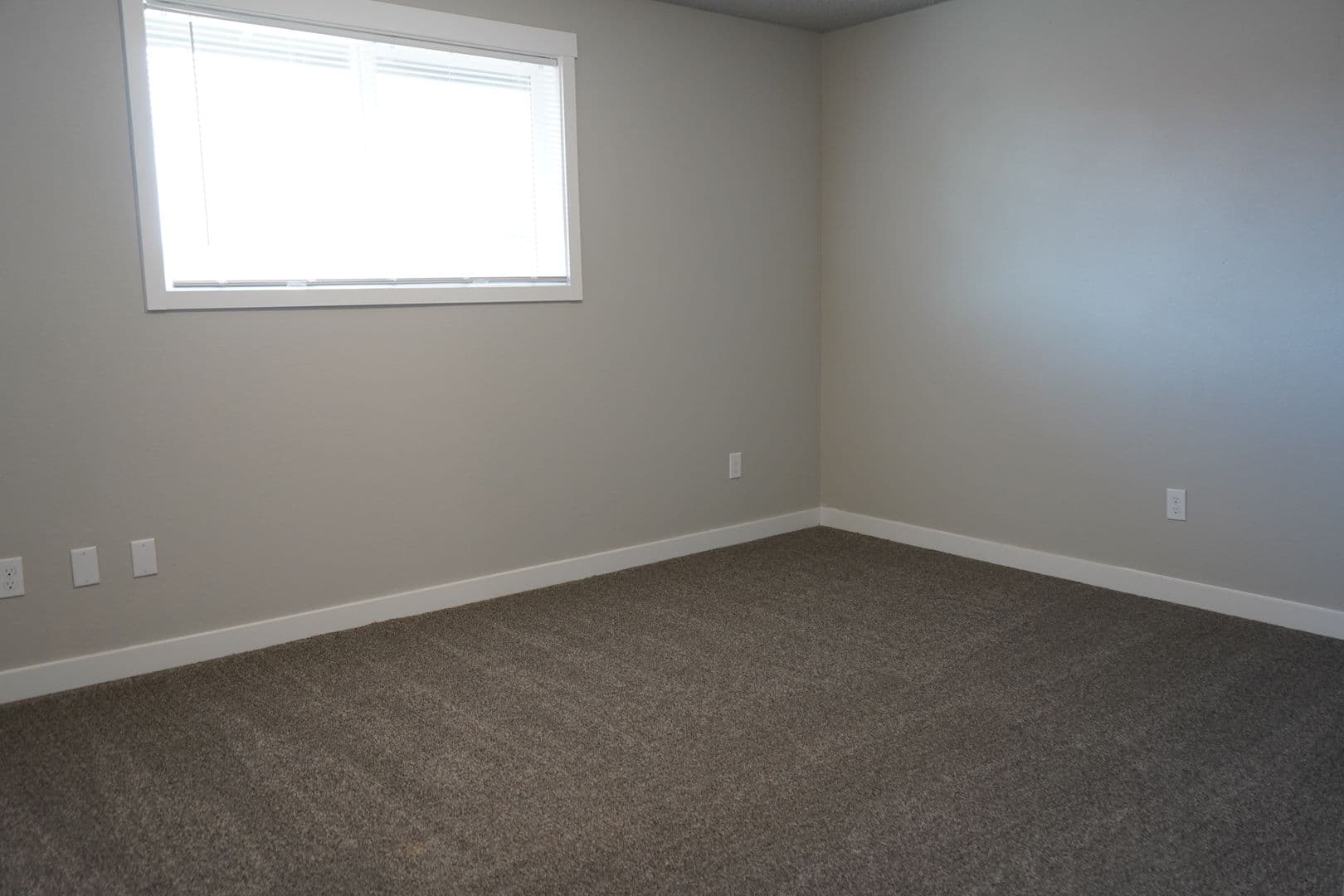Battle Ground Apartment: 308 SW 1st ST.