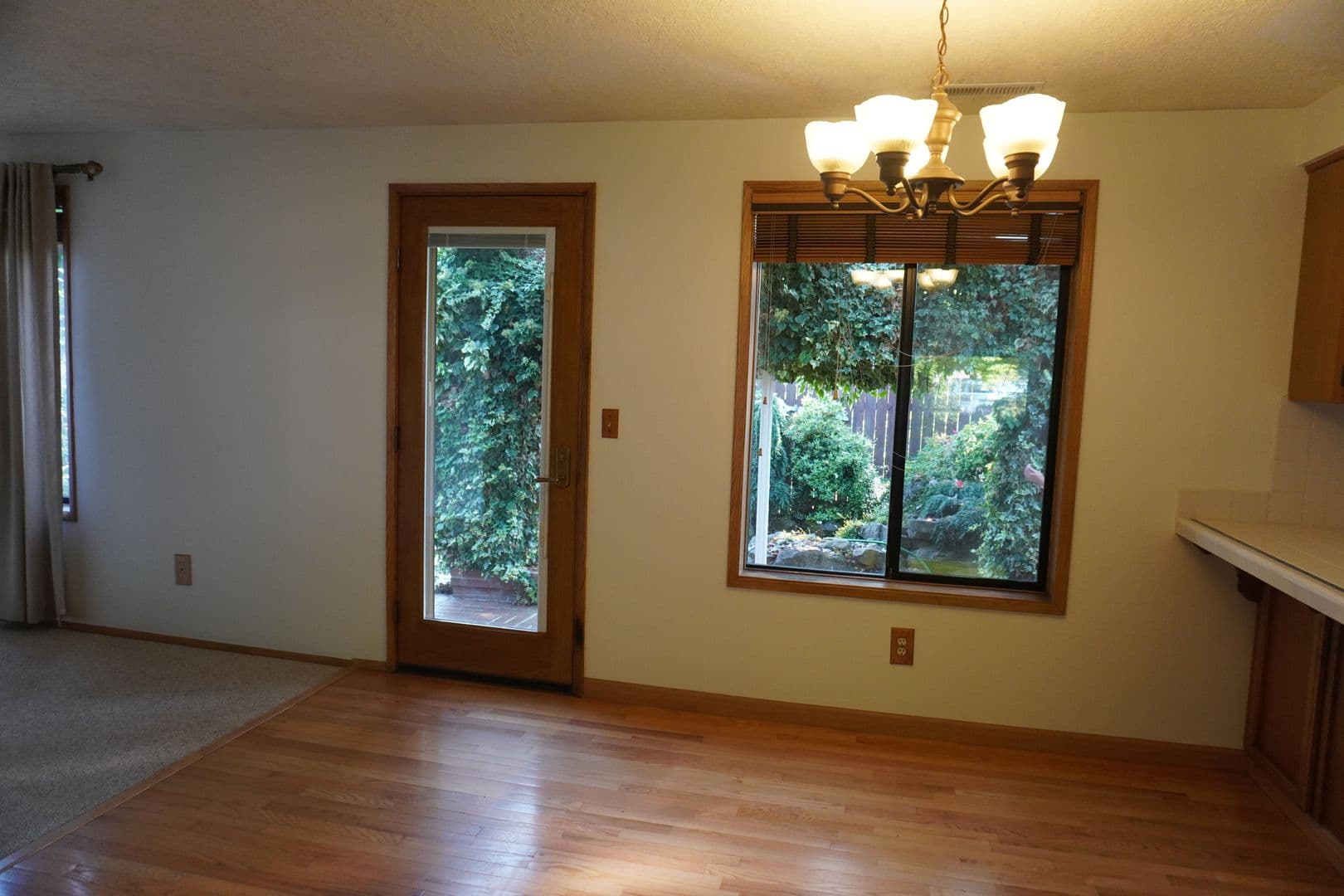 Vancouver House: 4631 NW Lincoln Ave