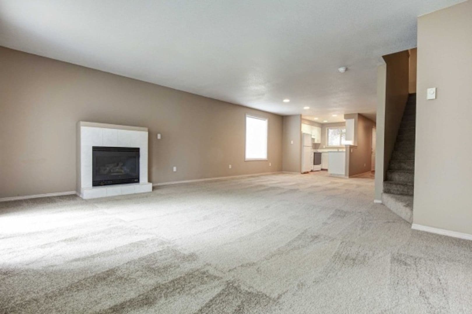 Ridgefield Apartment: 2019 NE 179th St