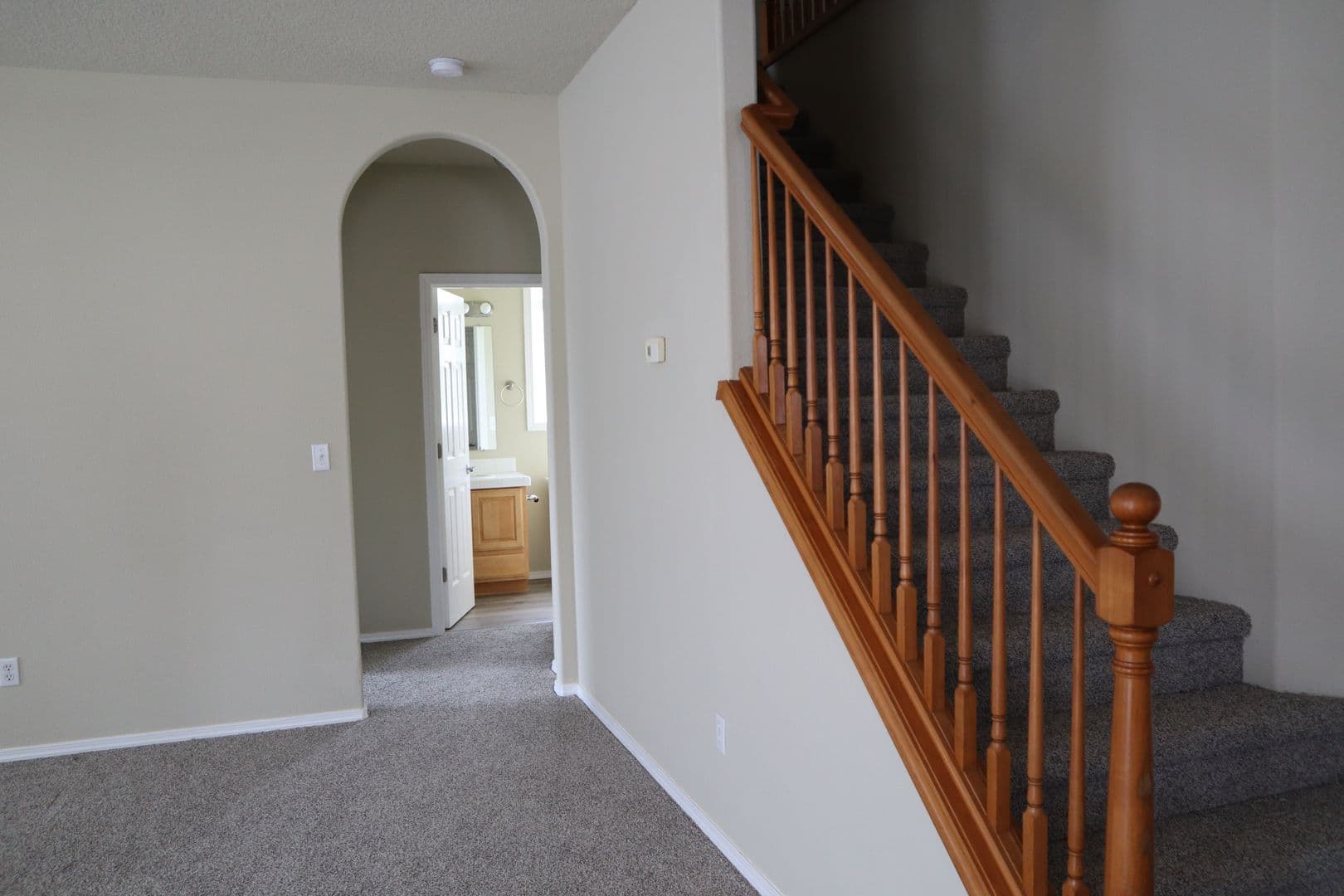 Vancouver House: 9507 NE 39th Ave