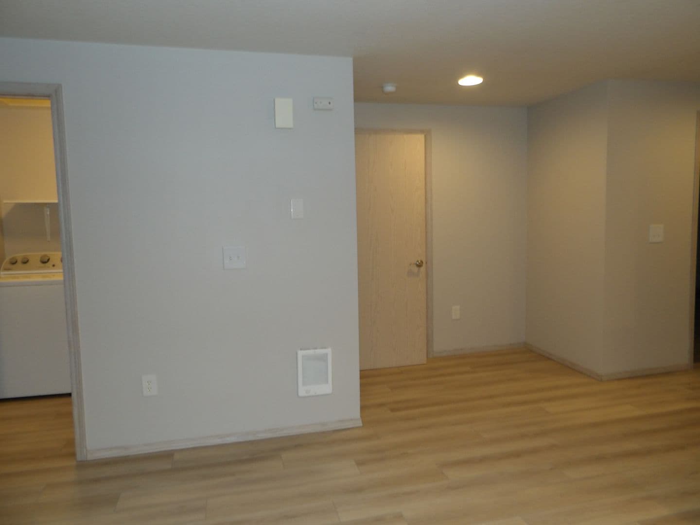 Ridgefield Apartment: 2019 NE 179th St
