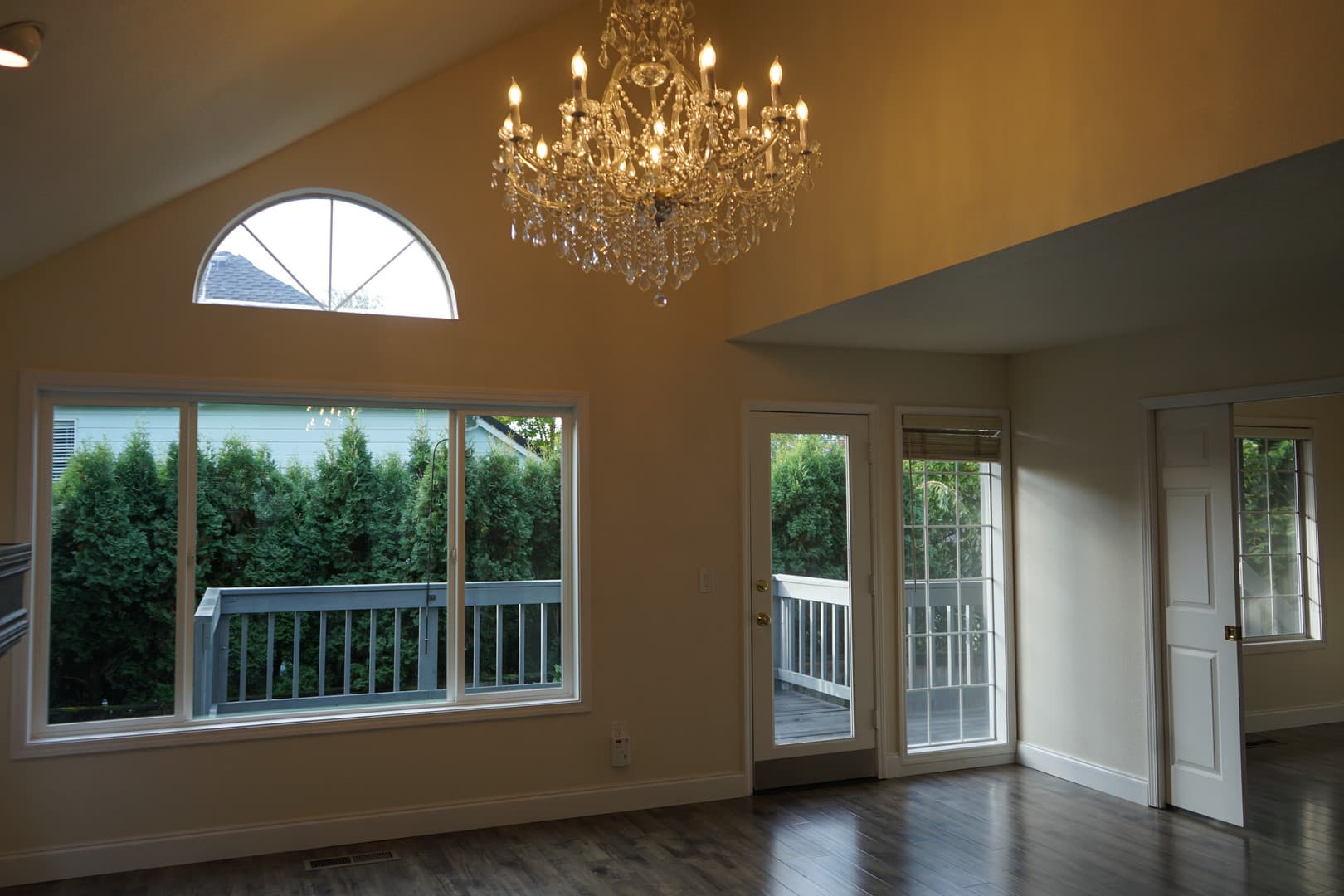 Vancouver House: 13617 SE 36th St