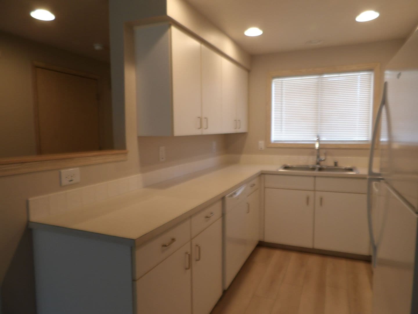 Ridgefield Apartment: 2019 NE 179th St