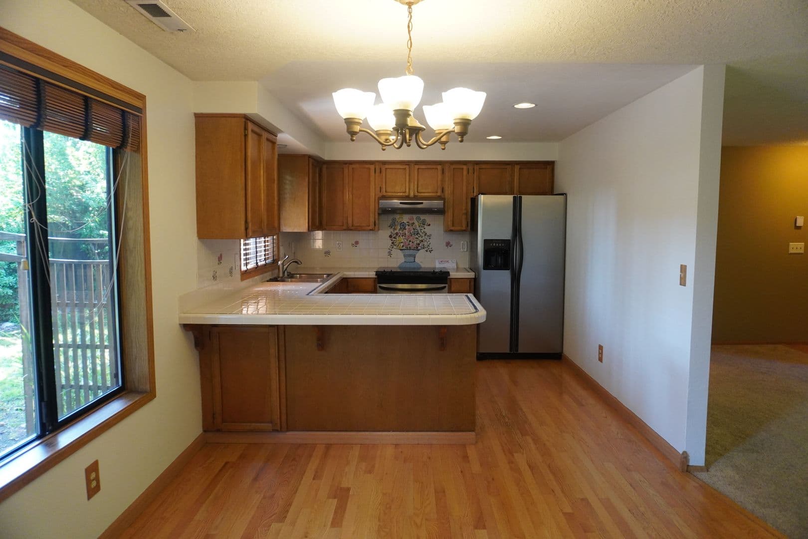 Vancouver House: 4631 NW Lincoln Ave