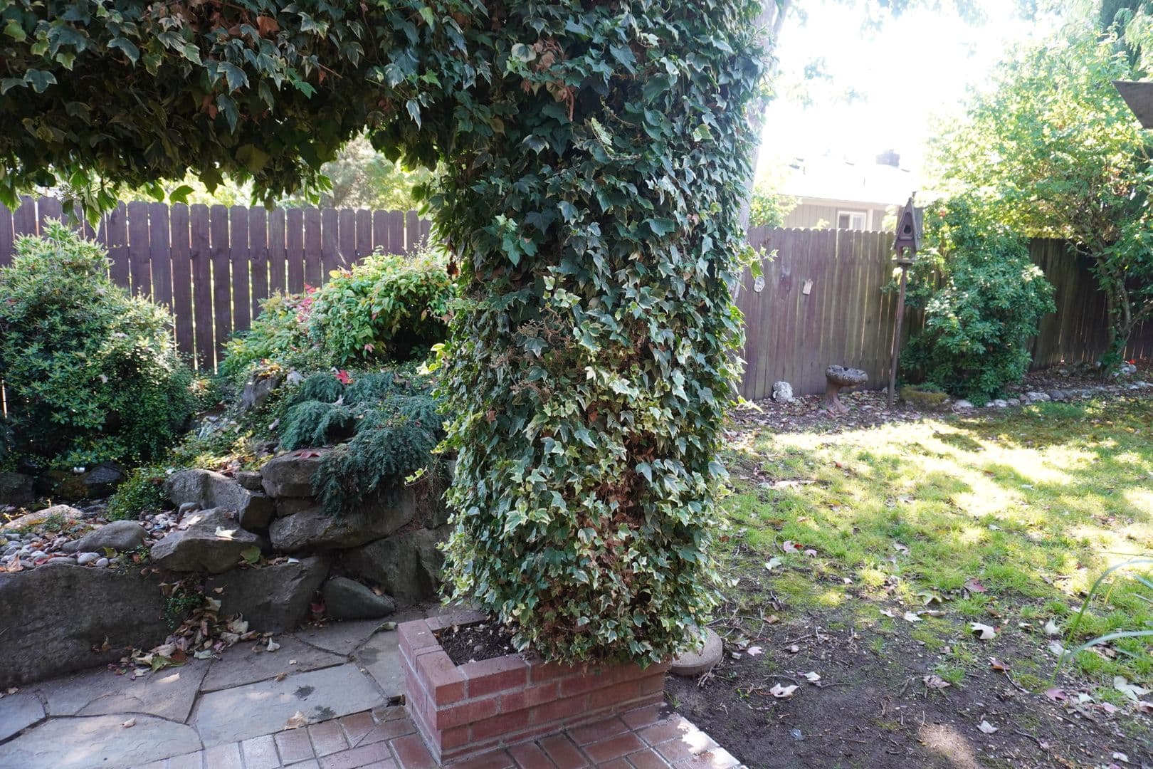 Vancouver House: 4631 NW Lincoln Ave