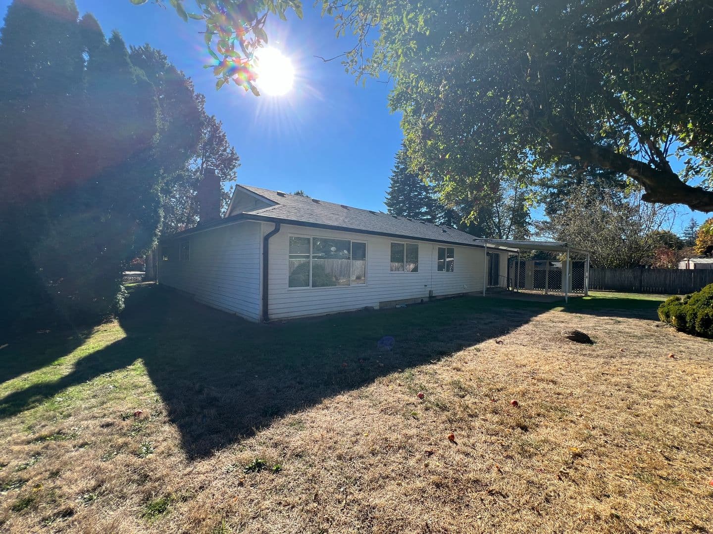 Vancouver House: 14520 NE 74th ST.