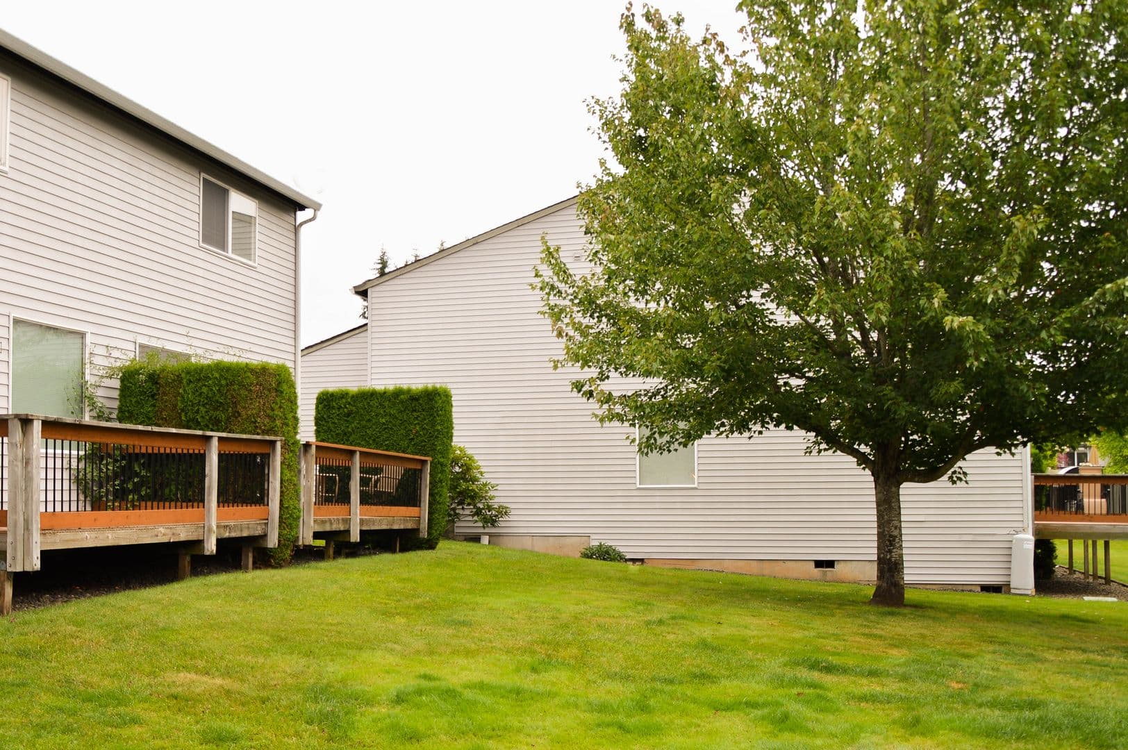 Ridgefield Apartment: 2019 NE 179th St