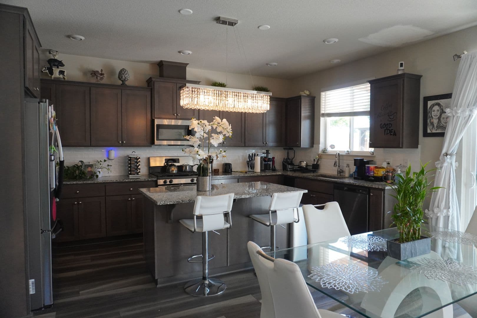 Ridgefield House: 4201 S Willow Dr
