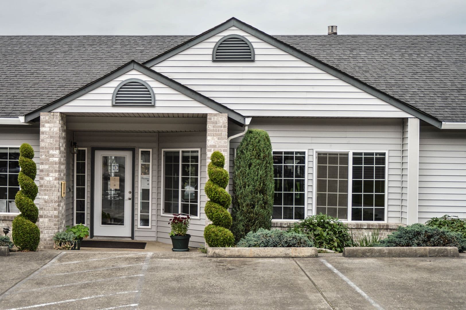 Ridgefield Apartment: 2019 NE 179th St