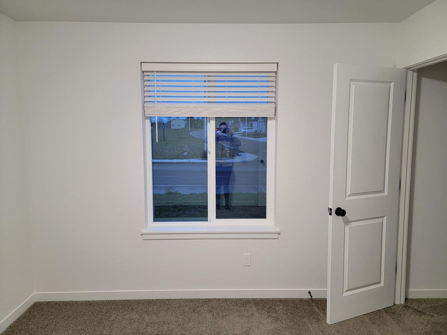 Winlock House: 604 Roundtree Blvd
