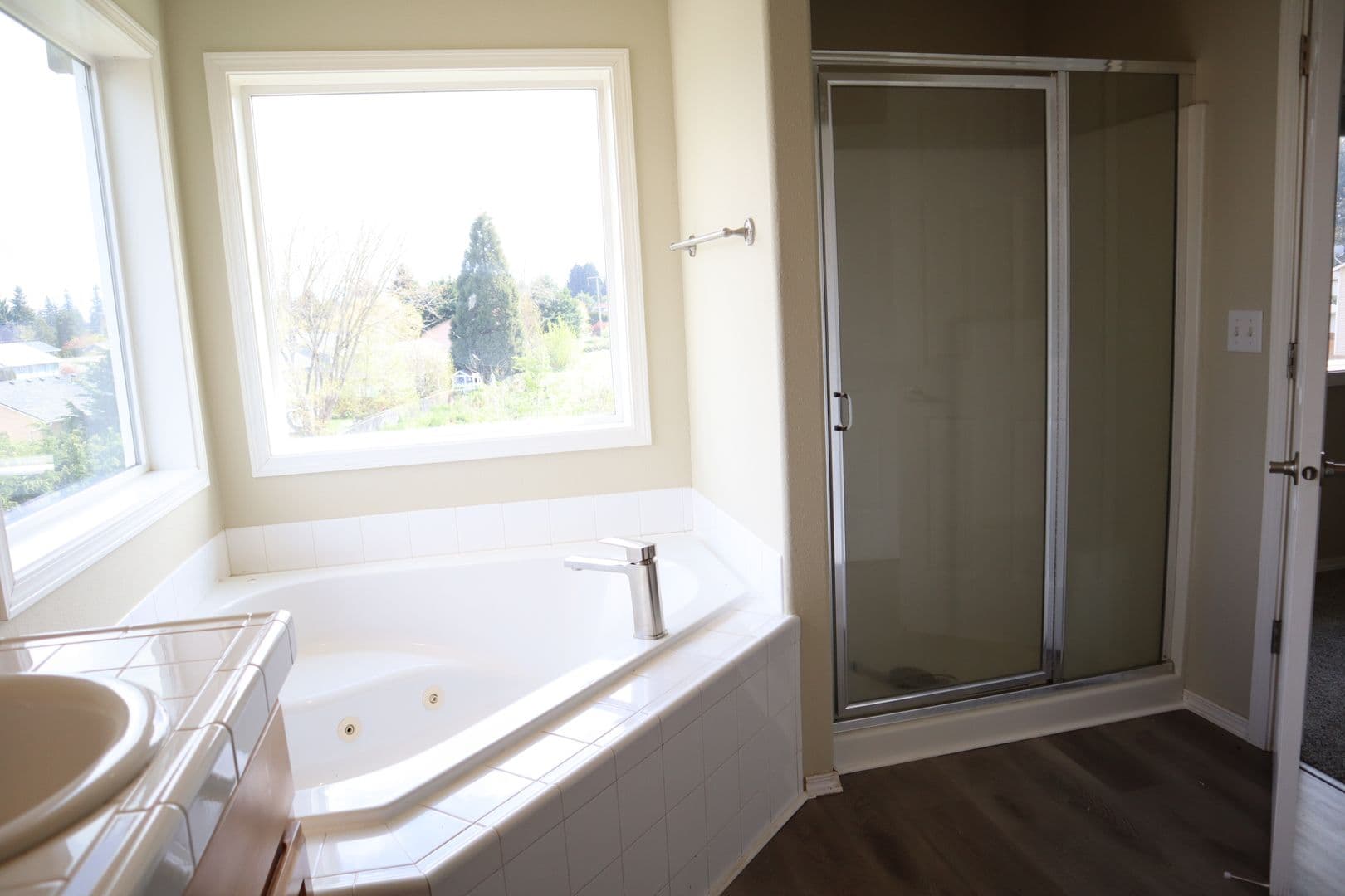 Vancouver House: 9507 NE 39th Ave
