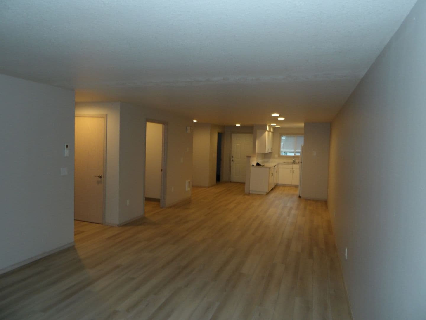 Ridgefield Apartment: 2019 NE 179th St