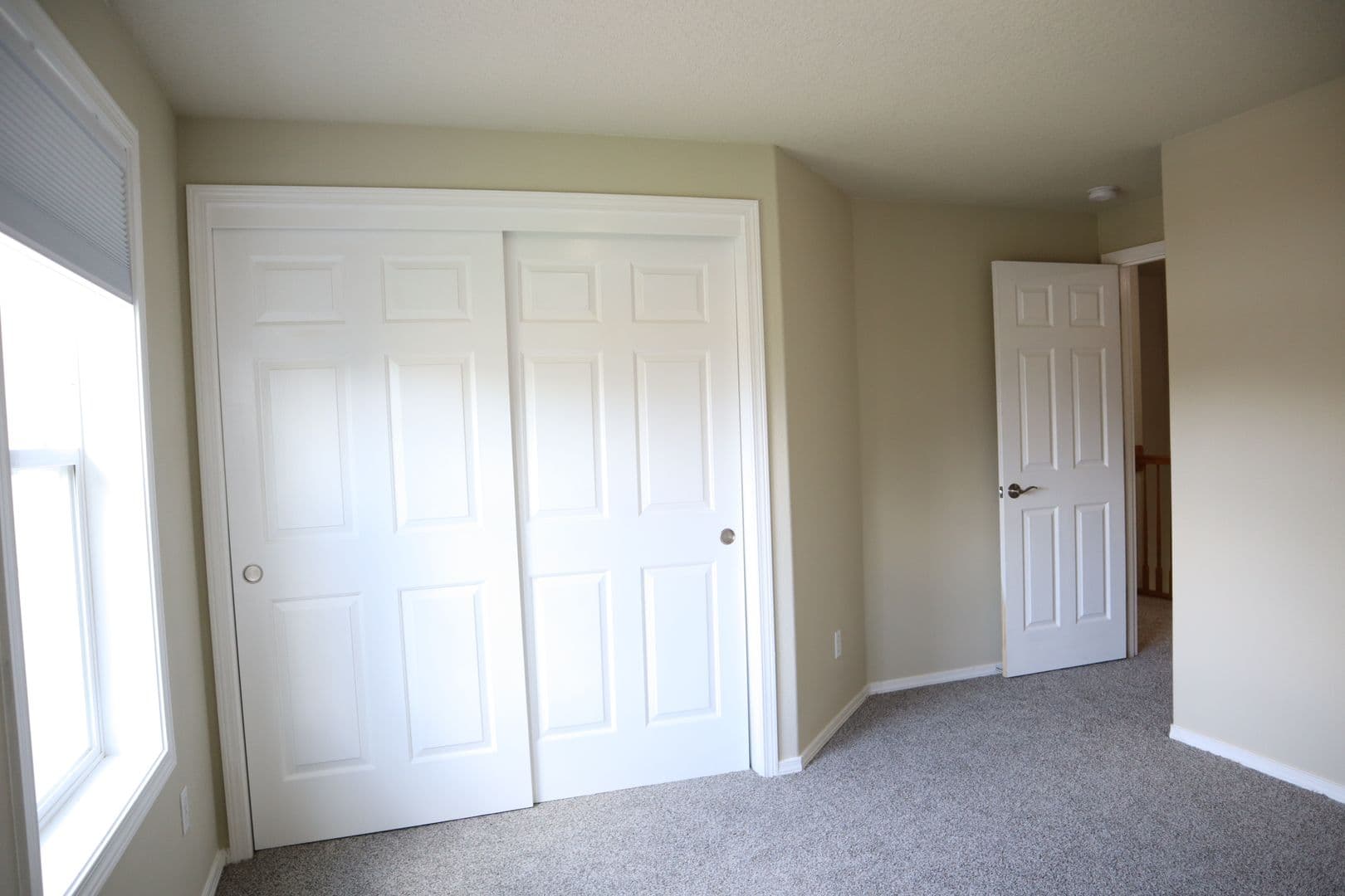 Vancouver House: 9507 NE 39th Ave